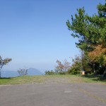 宇曽嶽神社山頂直下の駐車場
