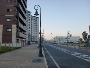 門司駅裏手の長崎街道の画像
