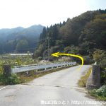 名色の蘇武岳登山口手前の橋を渡るところ