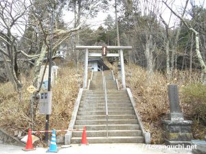 天上山護国神社の参道入口