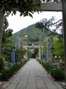 宮地嶽神社参道の画像
