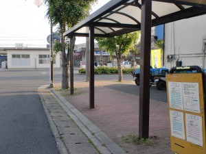 宇島駅前バス停（豊前市バス）の画像