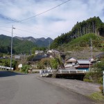 今村バス停（日田バス）から岳滅鬼山方面を望むの画像