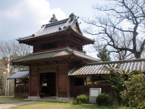 円応寺山門（境内側から撮影）の画像