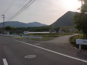 県道129号線沿いにある那智山への入口の画像