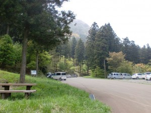 上林森林公園の駐車場の画像