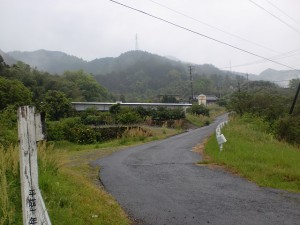 松尾城跡の登り口付近の画像