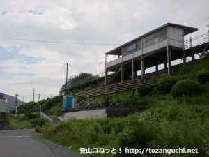 川西駅（ＪＲ・錦川鉄道）