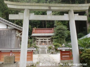 高天彦神社（金剛山の郵便道コース登山口）